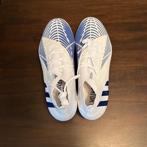 Mens ADIDAS Soccer Cleats Size 9 SG